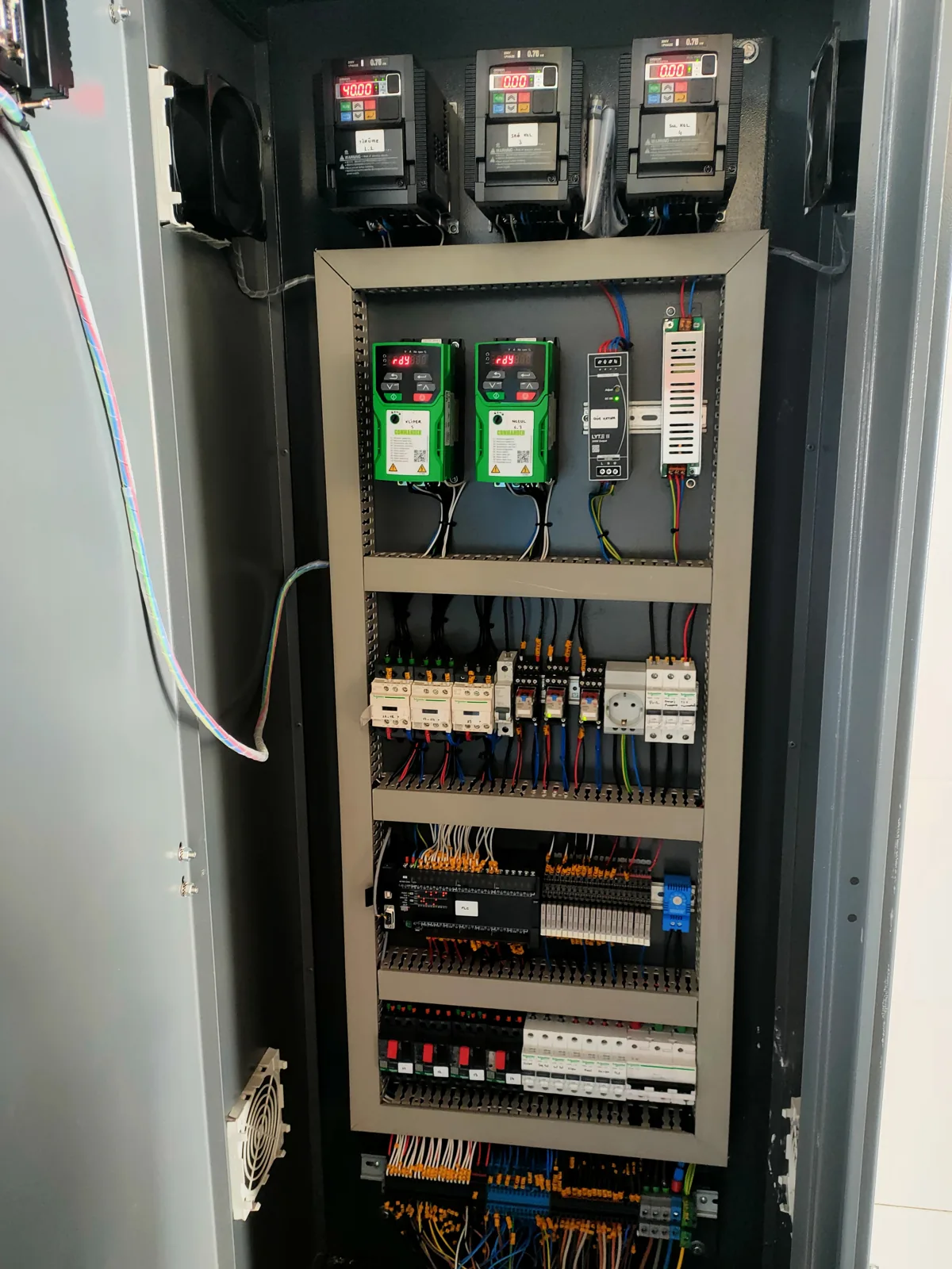 Open Acrobat 2X control cabinet